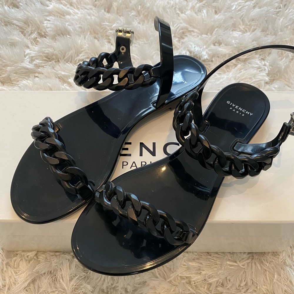 Givenchy Nea Chain Jelly Sandal [Size 38]